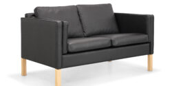 Tranekær 2 Pers Sofa I Sort Okselæder/bonded Med Ege Ben
